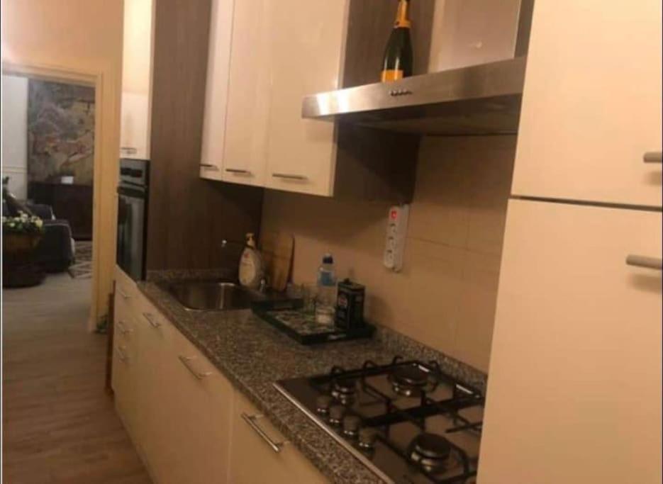 Appartamento Incantevole Al Centro Di Bologna Galliera Bagian luar foto