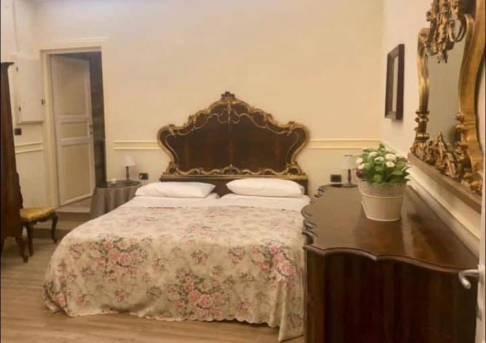 Appartamento Incantevole Al Centro Di Bologna Galliera Bagian luar foto